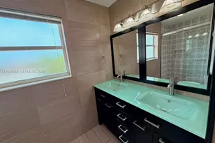 15112 NW 8th St, Pembroke Pines, FL 33028 - Photo 14