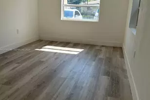 6391 SW 39th St, Miami, FL 33155 - Photo 10