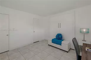 9410 N Hollybrook Lake Dr, Pembroke Pines, FL 33025 - Photo 18