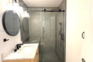 900 16th St, Miami Beach, FL 33139 - Photo 8