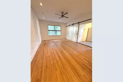900 16th St #108, Miami Beach, FL 33139 - Photo 2