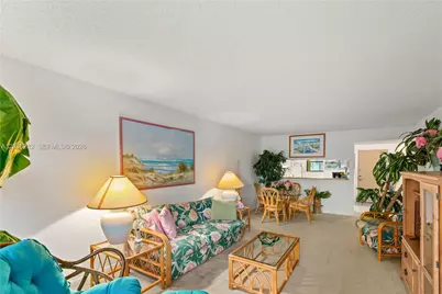 10155 NW 9th St Cir #4-202, Miami, FL 33172 - Photo 4