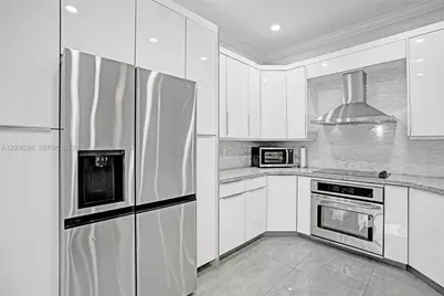 453 SW 5th Ave, Fort Lauderdale, FL 33315 - Photo 20