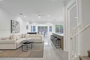 453 SW 5th Ave, Fort Lauderdale, FL 33315 - Photo 10