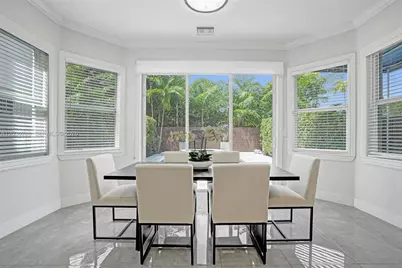 453 SW 5th Ave, Fort Lauderdale, FL 33315 - Photo 16
