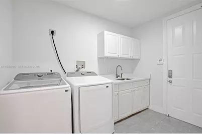 453 SW 5th Ave, Fort Lauderdale, FL 33315 - Photo 30