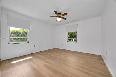 5971 SW 48th St, Miami, FL 33155 - Photo 12