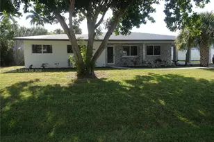 1565 N Thumb Point Dr, Fort Pierce, FL 34949 - Photo 1