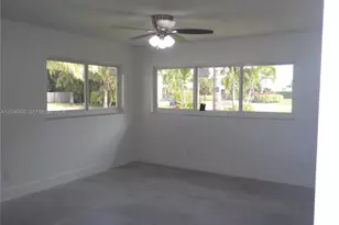 1565 N Thumb Point Dr, Fort Pierce, FL 34949 - Photo 14