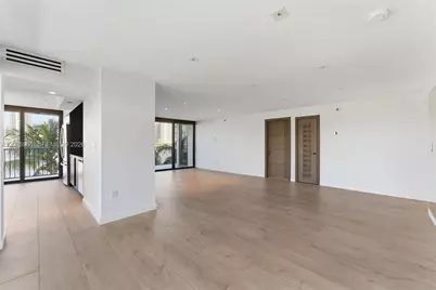 801 N Venetian Dr #308, Miami, FL 33139 - Photo 8