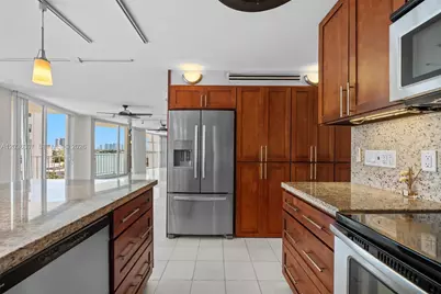 1228 West Ave #604, Miami Beach, FL 33139 - Photo 10