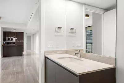 1451 Brickell Ave #1005, Miami, FL 33131 - Photo 22