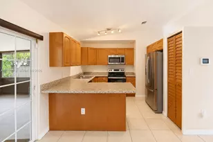 19103 SW 319th St, Homestead, FL 33030 - Photo 10