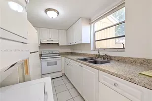 58 SW 14th Terrace, Homestead, FL 33030 - Photo 14