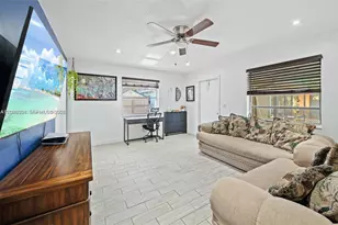 5120 SW 26th Ave, Dania Beach, FL 33312 - Photo 8