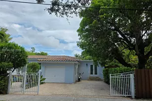 390 NE 127th St, North Miami, FL 33161 - Photo 40