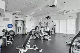 10 SW South River Dr, Miami, FL 33130 - Photo 22
