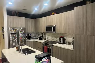 7117 NW 103rd Path, Doral, FL 33178 - Photo 6