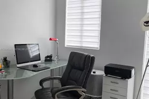 7117 NW 103rd Path, Doral, FL 33178 - Photo 8