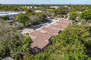 1555 NW 94th Way, Coral Springs, FL 33071 - Photo 32
