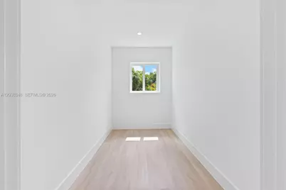 1555 NW 94th Way, Coral Springs, FL 33071 - Photo 20