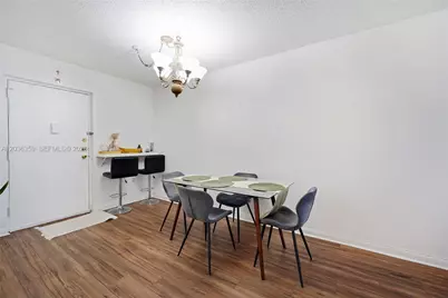 250 180th Dr #407, Sunny Isles Beach, FL 33160 - Photo 4
