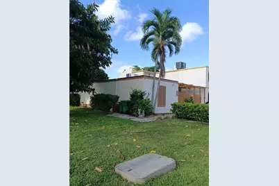 1700 SW 131st Place Cir S, Miami, FL 33175 - Photo 2