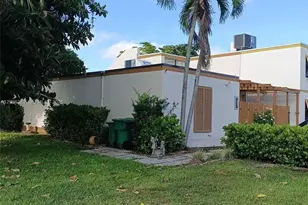 1700 SW 131st Pl Cir S, Miami, FL 33175 - Photo 2