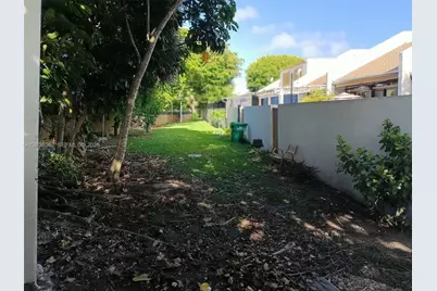 1700 SW 131st Place Cir S, Miami, FL 33175 - Photo 6