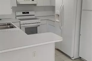 7083 SW 158th Ct, Miami, FL 33193 - Photo 8