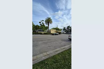 690 NE 123rd St #207, North Miami, FL 33161 - Photo 14