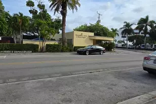 690 NE 123rd St, North Miami, FL 33161 - Photo 14