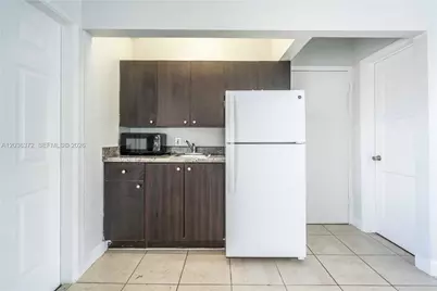 8315 Byron Ave #7A, Miami Beach, FL 33141 - Photo 6