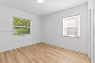 2530 SW 27th St, Miami, FL 33133 - Photo 6