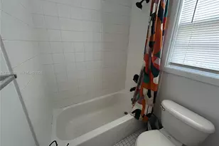 300 Sunset Dr, Fort Lauderdale, FL 33301 - Photo 6