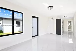 721 SW 5th Ct, Hallandale Beach, FL 33009 - Photo 2