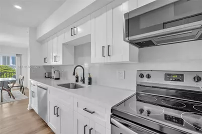 [Address not provided], Hallandale Beach, FL 33009 - Photo 20
