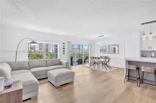 [Address not provided], Hallandale Beach, FL 33009 - Photo 4