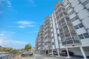 [Address not provided], Hallandale Beach, FL 33009 - Photo 6