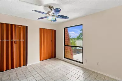 8902 Palm Tree Ln #8902, Pembroke Pines, FL 33024 - Photo 30