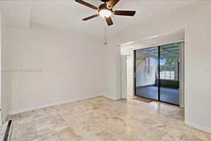 8902 Palm Tree Ln, Pembroke Pines, FL 33024 - Photo 16