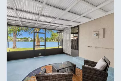 8902 Palm Tree Ln #8902, Pembroke Pines, FL 33024 - Photo 4