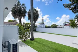 2847 Polk St, Hollywood, FL 33020 - Photo 1