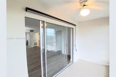 9460 Sunrise Lakes Blvd #309, Sunrise, FL 33322 - Photo 32