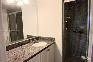 9460 Sunrise Lakes Blvd, Sunrise, FL 33322 - Photo 26