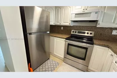 5388 W 24th Ave #110, Hialeah, FL 33016 - Photo 6