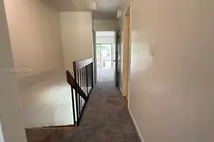 5388 W 24th Ave, Hialeah, FL 33016 - Photo 10