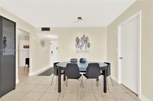 2750 NE 183rd St, Aventura, FL 33160 - Photo 10