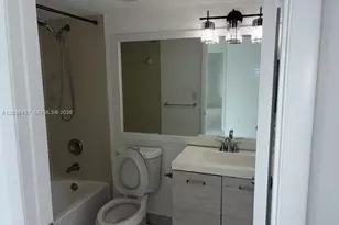 15545 N Miami Lakeway N, Miami Lakes, FL 33014 - Photo 10