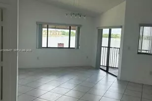 15545 N Miami Lakeway N, Miami Lakes, FL 33014 - Photo 6
